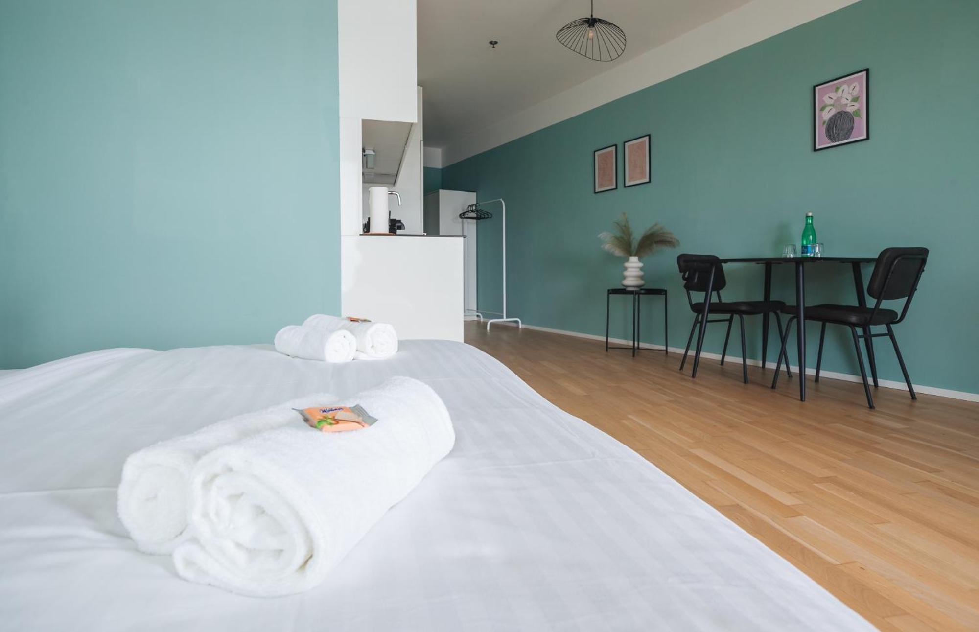 Decorous Cozy City View Suite Viena Exterior foto
